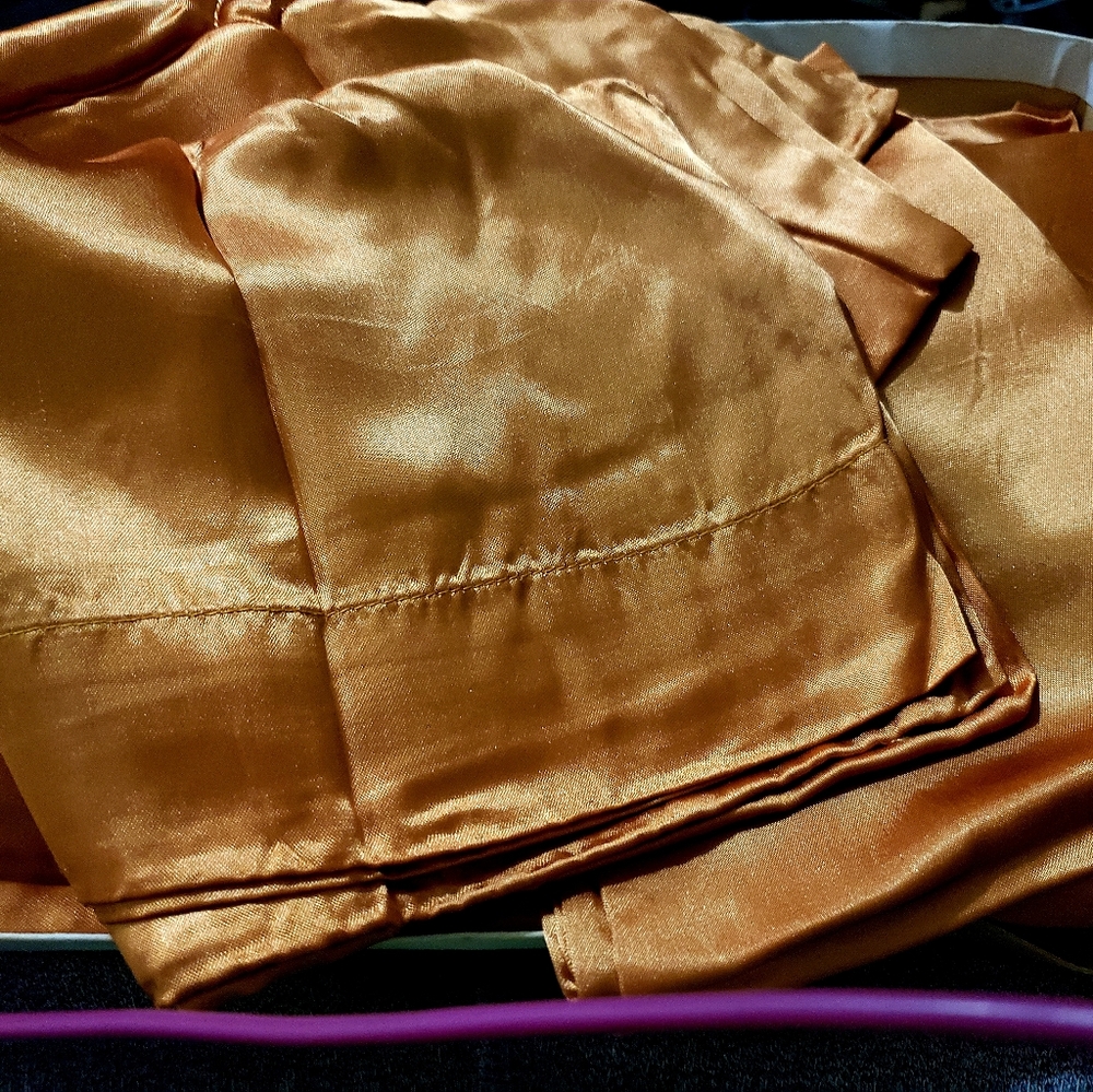 1960s marigold queen size satin sheets